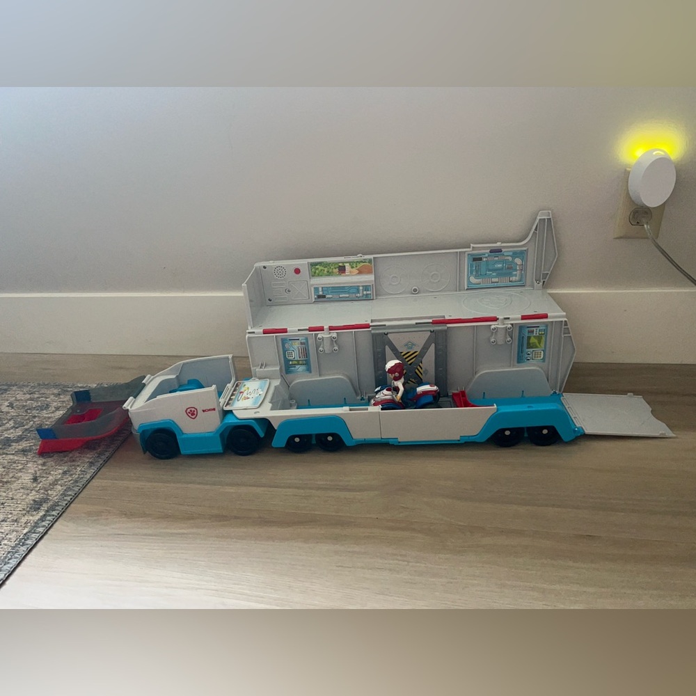 listing-status-banner